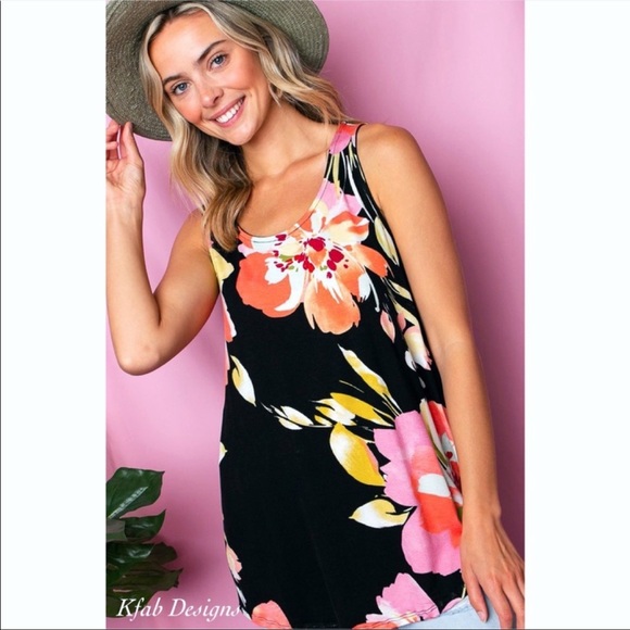 ❤️LAST! Floral Print Soft Jersey Knit Black Relaxed Fit Top! - Picture 7 of 9